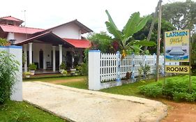 Wilpattu Lakwin Guest
