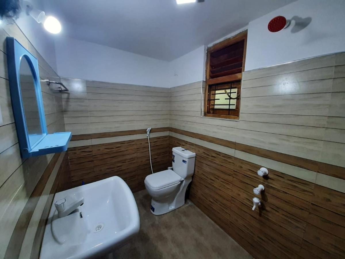 Wilpattu Lakwin Guest Hotel Pahala Maragahawewa Exterior photo