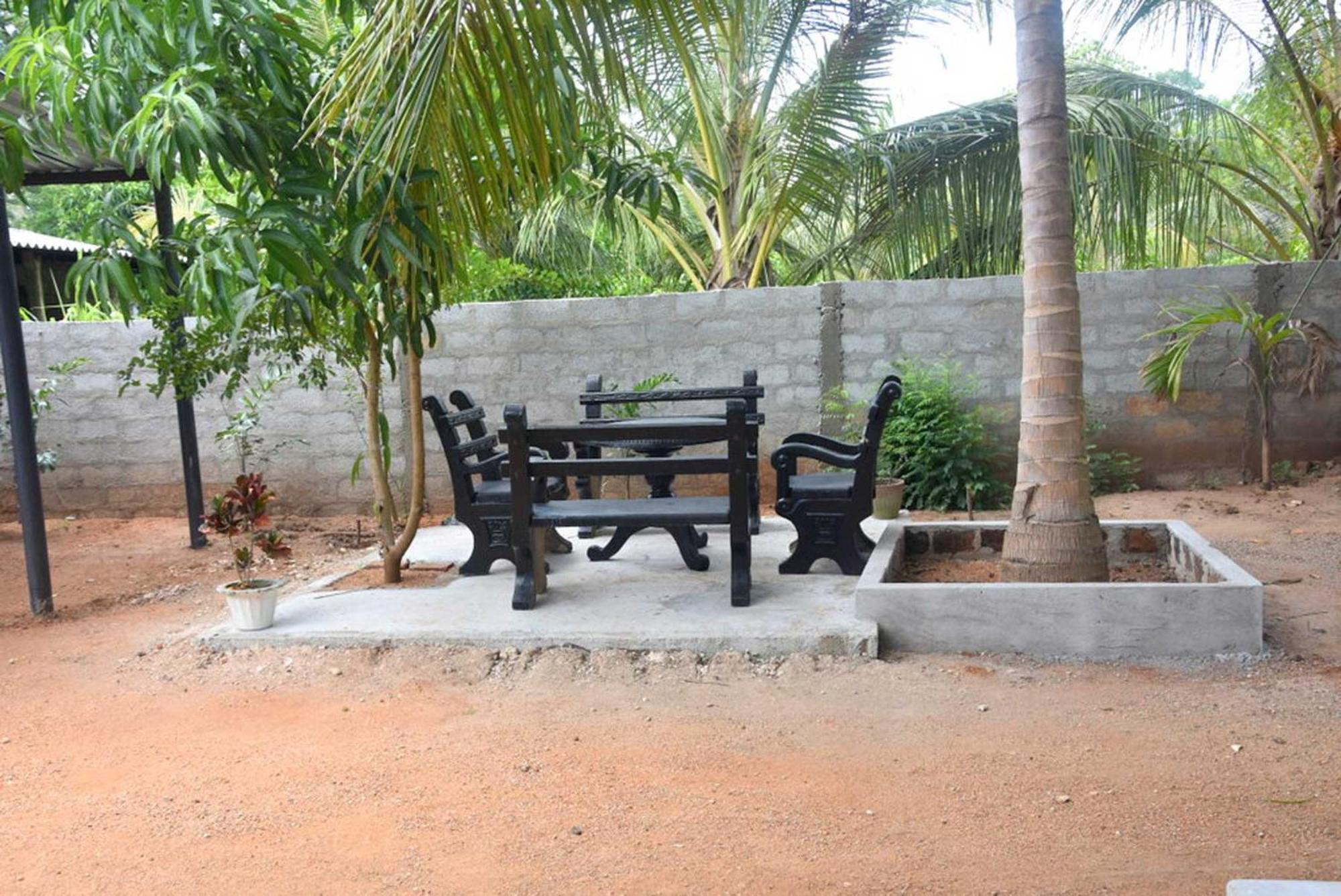 Wilpattu Lakwin Guest Hotel Pahala Maragahawewa Exterior photo